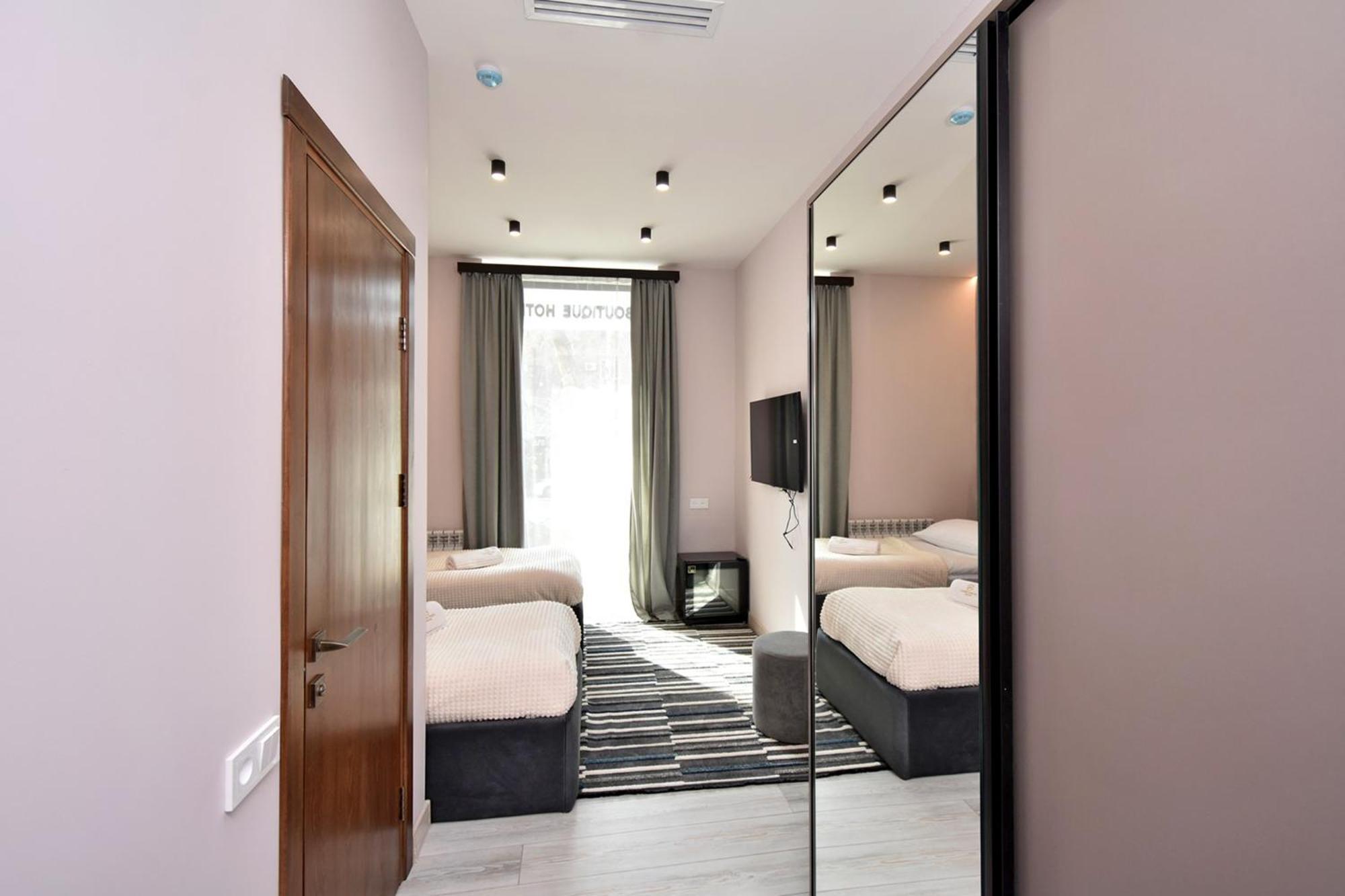 Avenue 23 Boutique Hotel Yerevan Exterior photo