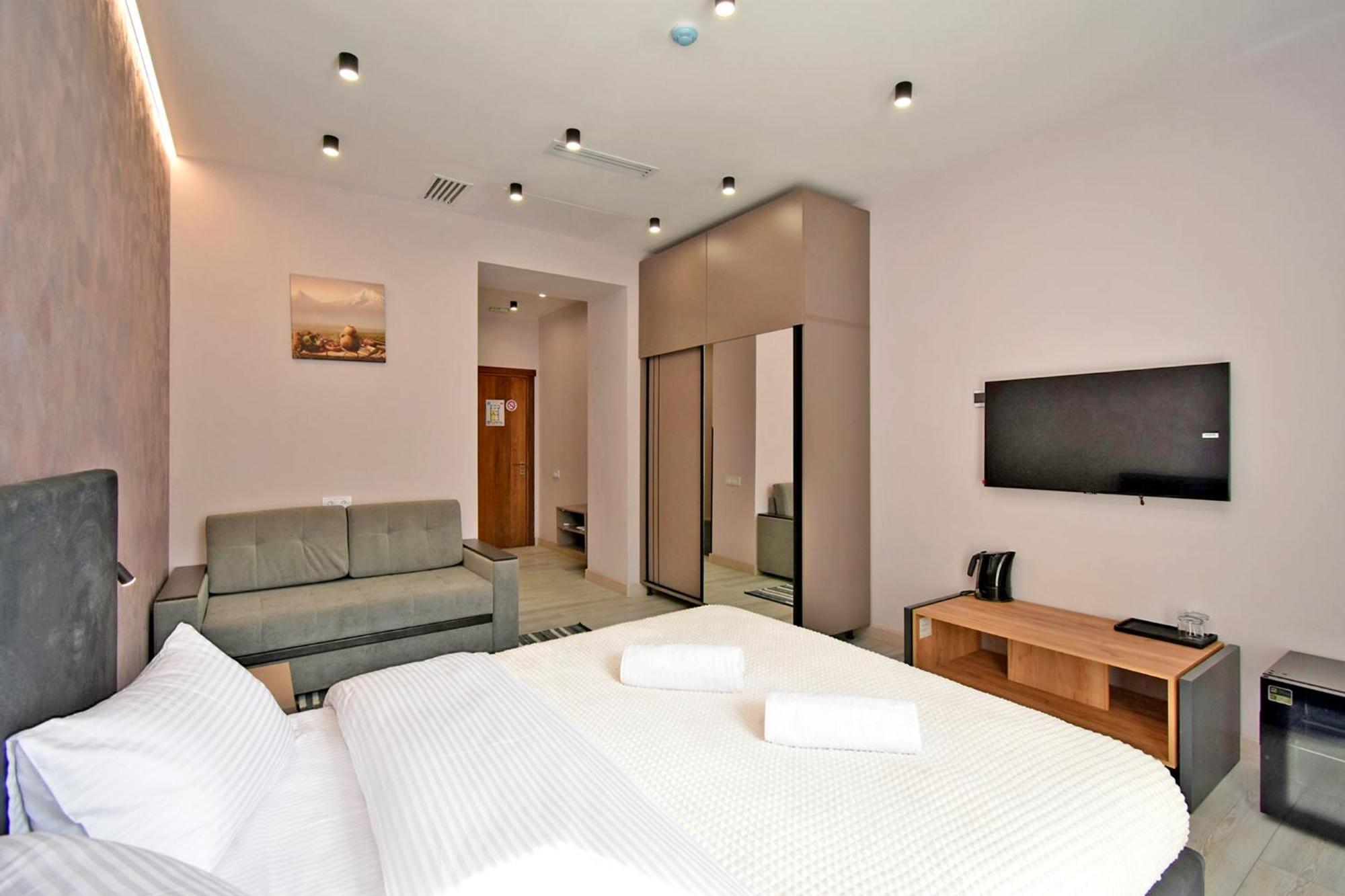 Avenue 23 Boutique Hotel Yerevan Exterior photo